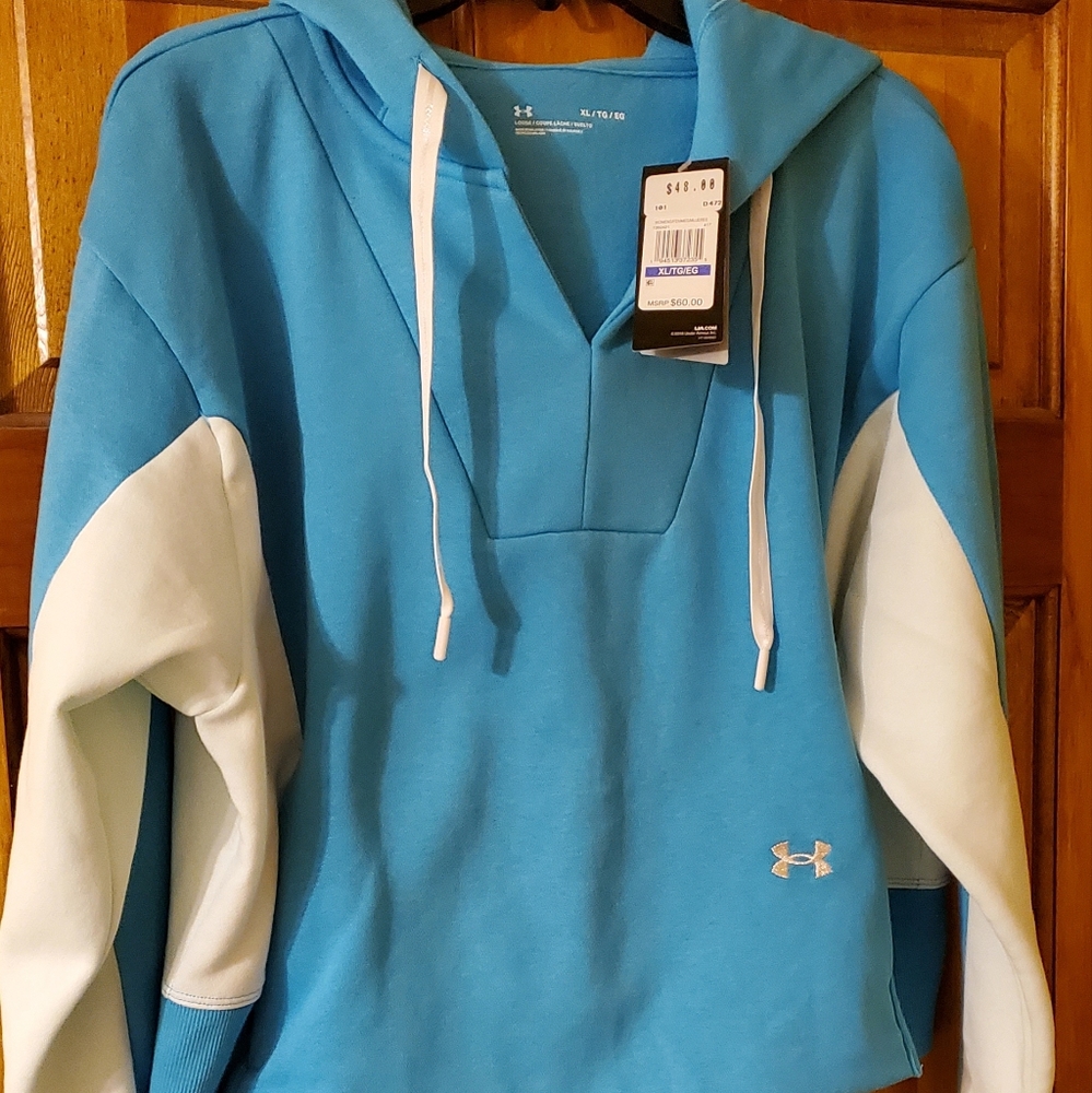 Women's sweatshirt
